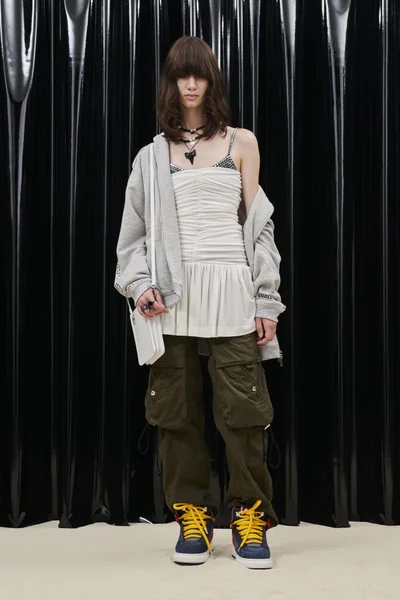 Look 28